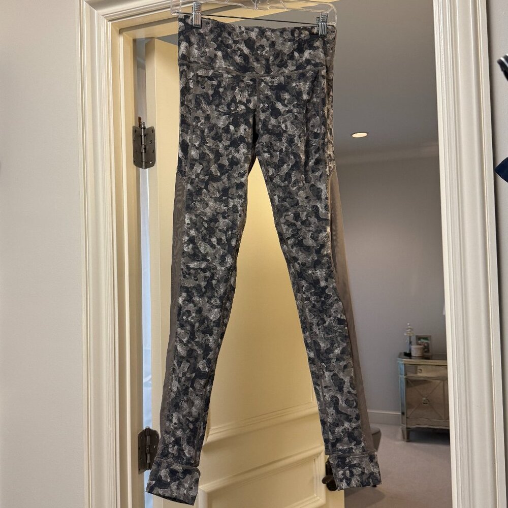 Pants Store Camo Leggings